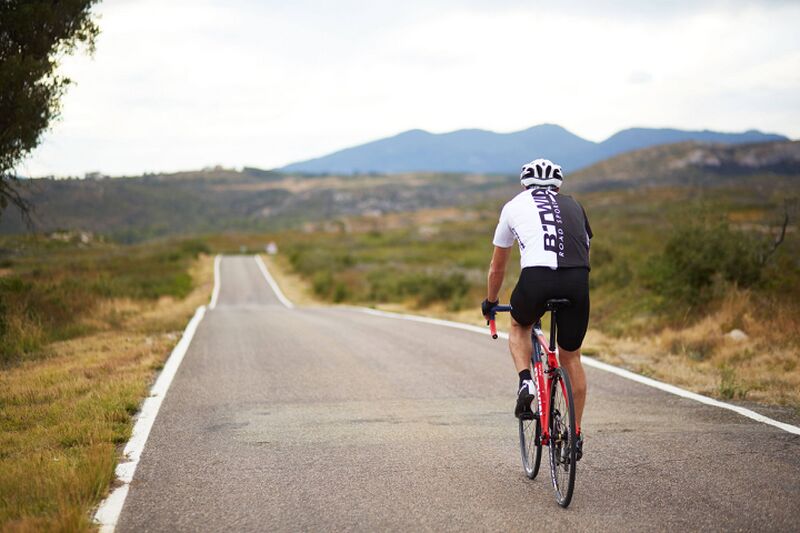 File:Btwin-triban-540-road-bike-105-triban-540-road-bike-105-2017 19-large.jpg